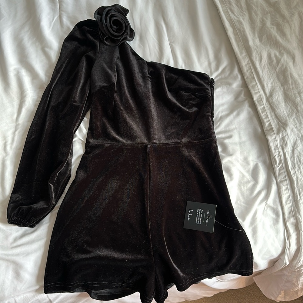Lulu’s black romper- size S